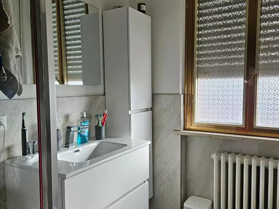 Immagine 15 di Appartamento in affitto  a Cascina