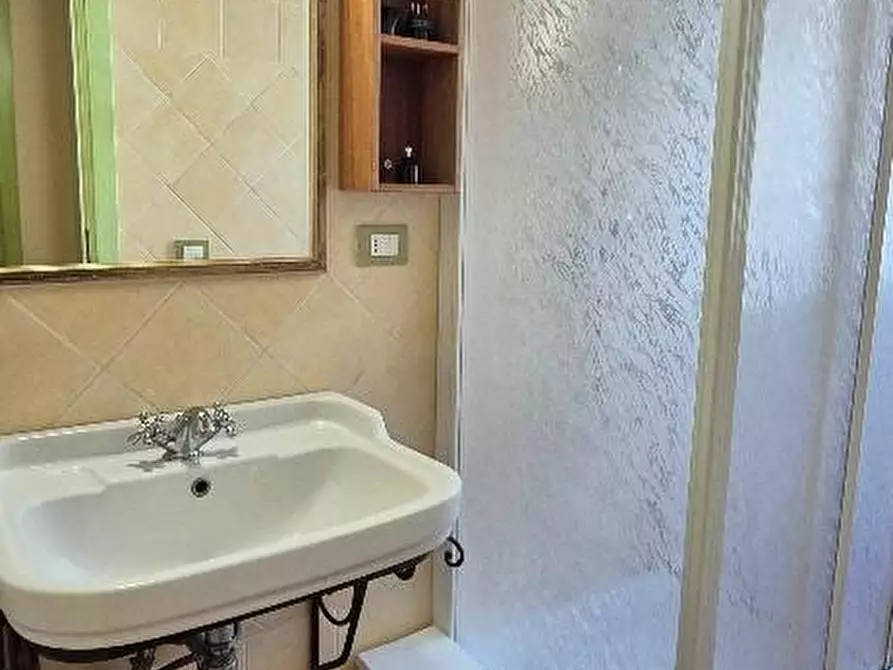 Immagine 40 di Casa trifamiliare in vendita  a Campiglia Marittima