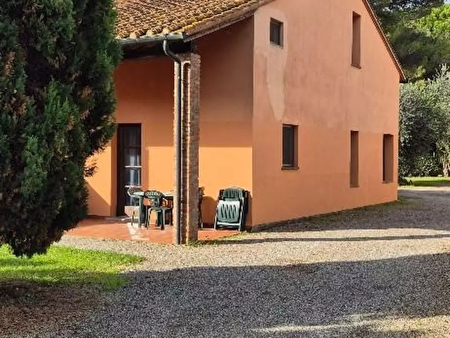 Immagine 5 di Casa trifamiliare in vendita  a Campiglia Marittima