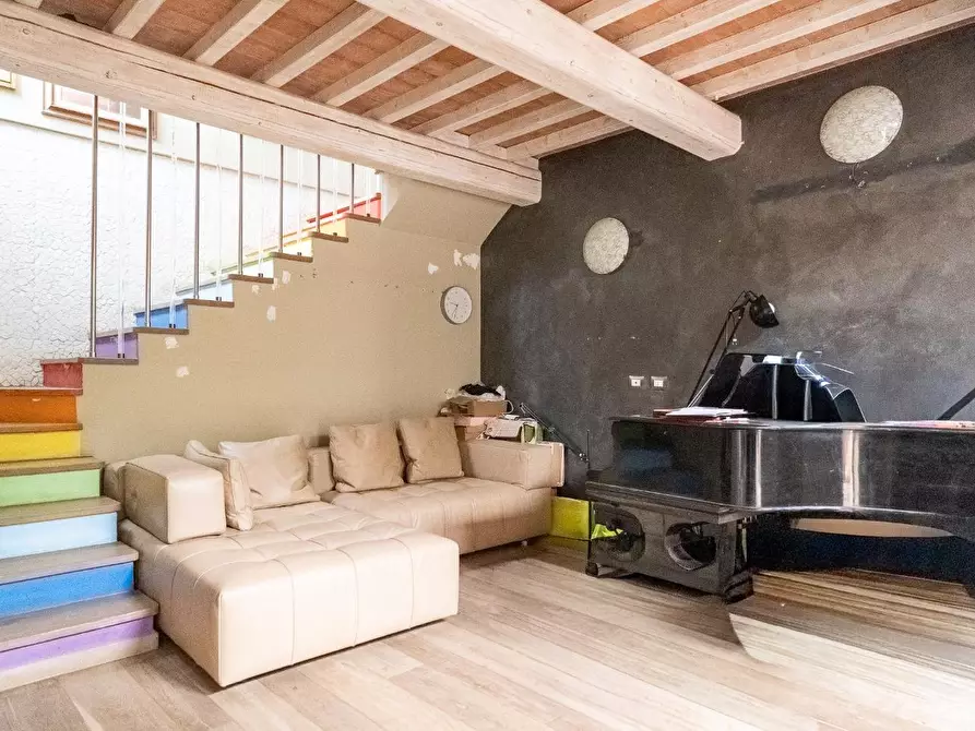 Immagine 6 di Porzione di casa in vendita  a Vinci