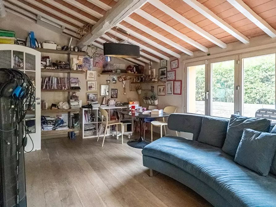 Immagine 2 di Porzione di casa in vendita  a Vinci