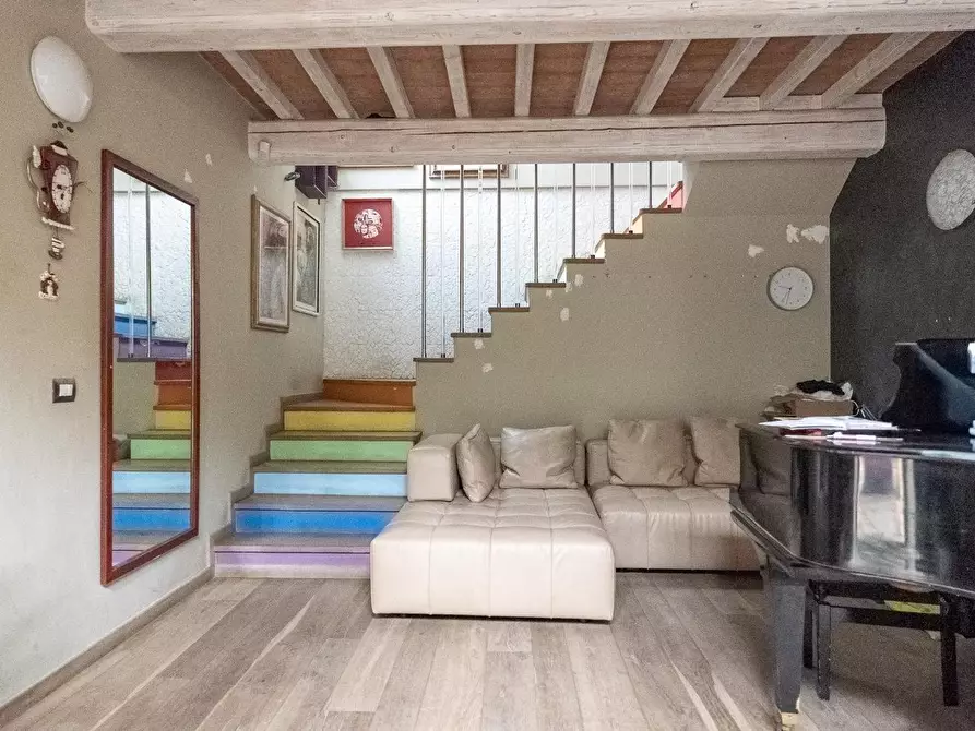 Immagine 5 di Porzione di casa in vendita  a Vinci