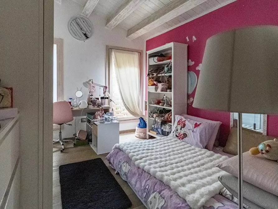 Immagine 17 di Porzione di casa in vendita  a Vinci