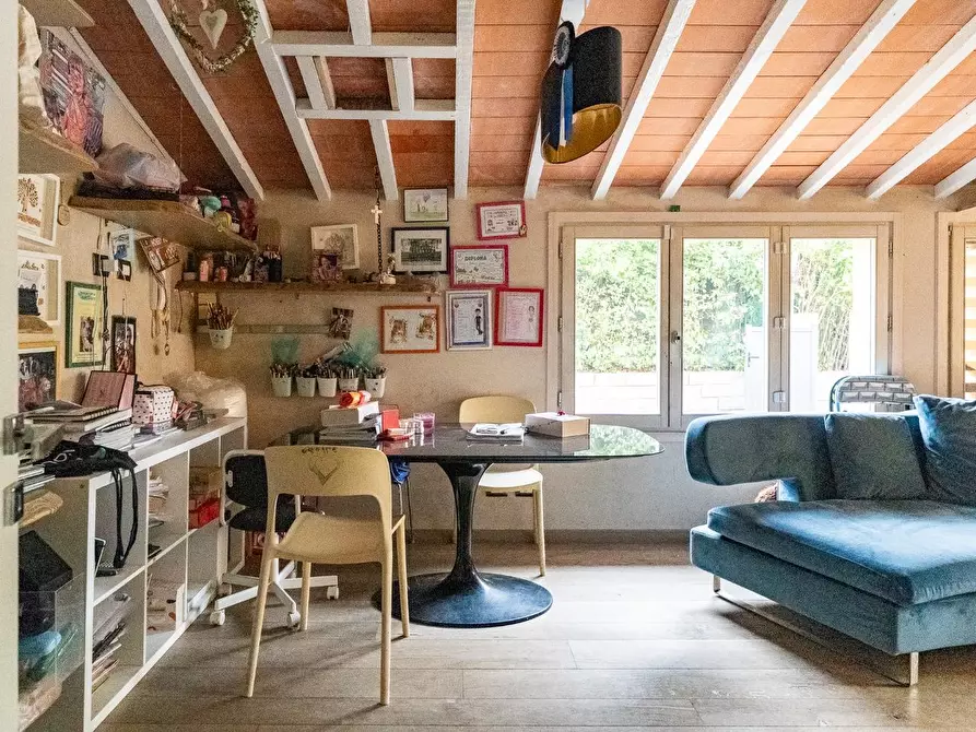 Immagine 4 di Porzione di casa in vendita  a Vinci