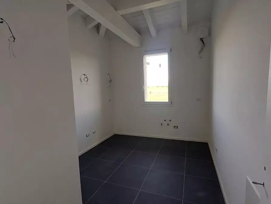 Immagine 5 di Appartamento in vendita  a Pontedera