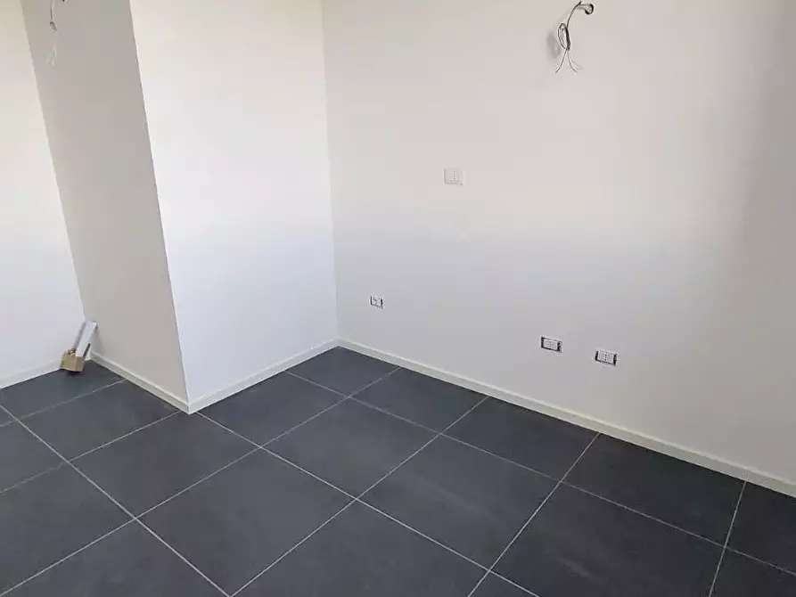 Immagine 2 di Appartamento in vendita  a Pontedera