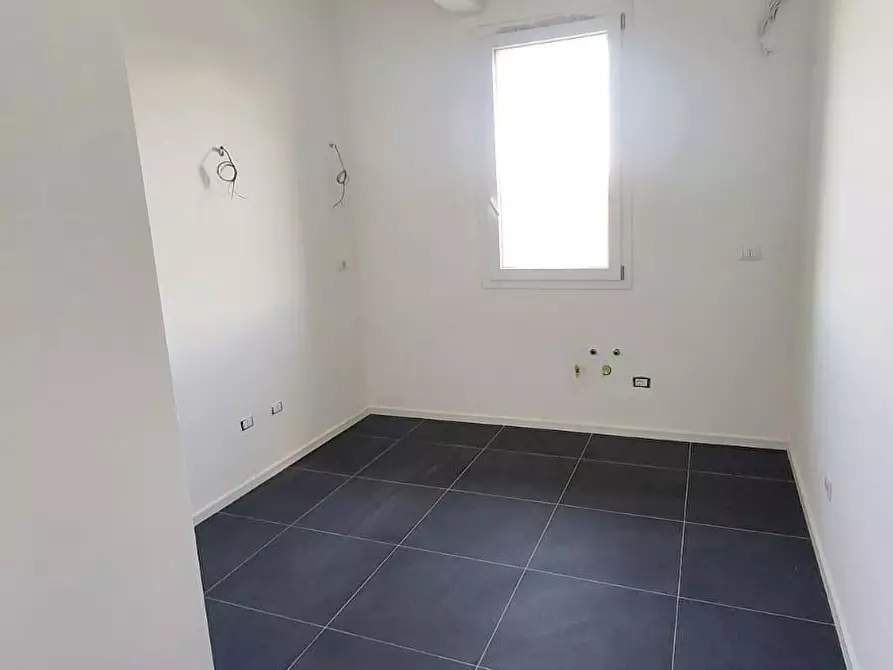 Immagine 8 di Appartamento in vendita  a Pontedera