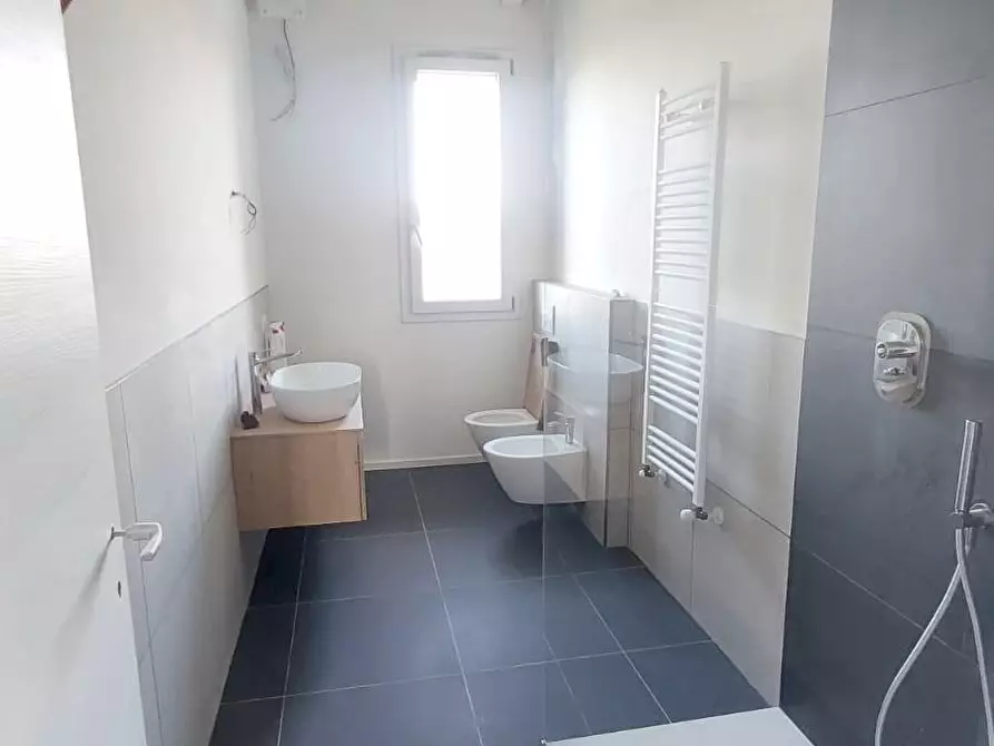 Immagine 10 di Appartamento in vendita  a Pontedera