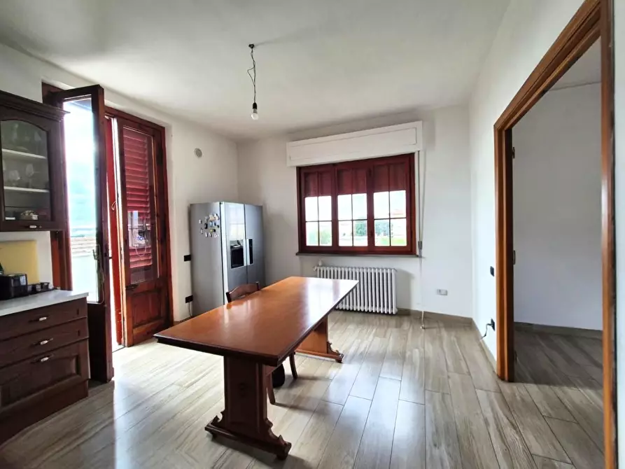 Immagine 2 di Casa indipendente in vendita  a Larciano