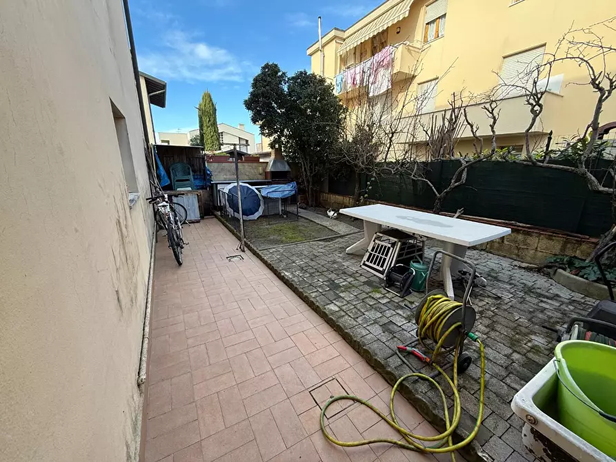 Immagine 14 di Appartamento in vendita  a Calcinaia