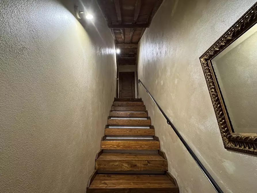 Immagine 5 di Porzione di casa in vendita  a Fucecchio