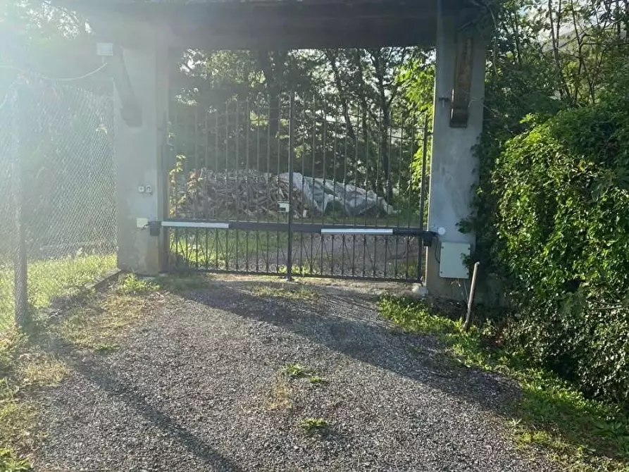 Immagine 25 di Rustico / casale in vendita  a Camaiore