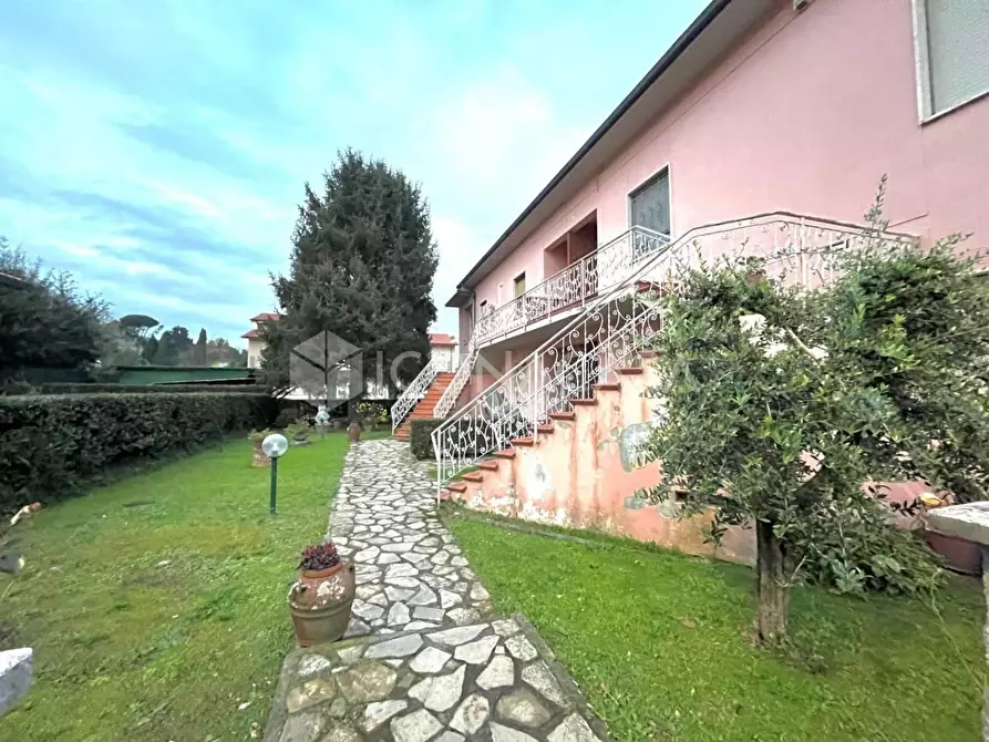 Immagine 1 di Appartamento in vendita  a Buti