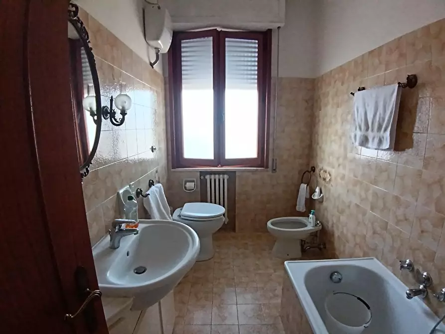 Immagine 12 di Appartamento in vendita  a Vinci