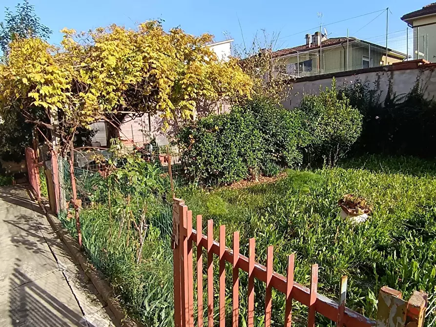 Immagine 22 di Appartamento in vendita  a Vinci