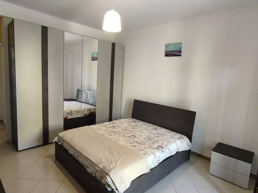 Immagine 8 di Appartamento in affitto  a Carrara