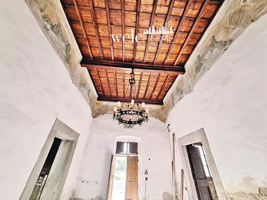 Immagine 7 di Villa in vendita  a Campi Bisenzio