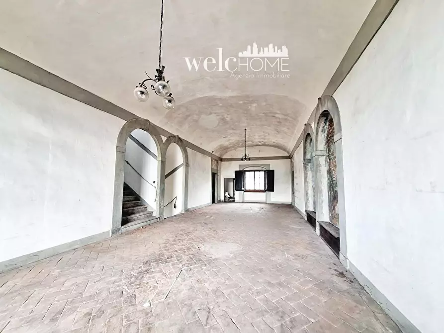 Immagine 22 di Villa in vendita  a Campi Bisenzio