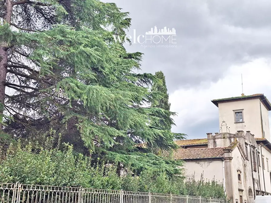 Immagine 46 di Villa in vendita  a Campi Bisenzio