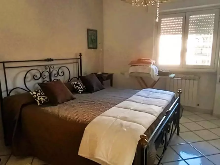 Immagine 13 di Appartamento in vendita  a Carrara