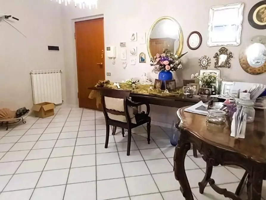 Immagine 5 di Appartamento in vendita  a Carrara