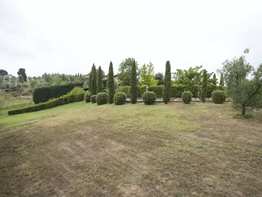 Immagine 27 di Casa colonica in vendita  a Gambassi Terme