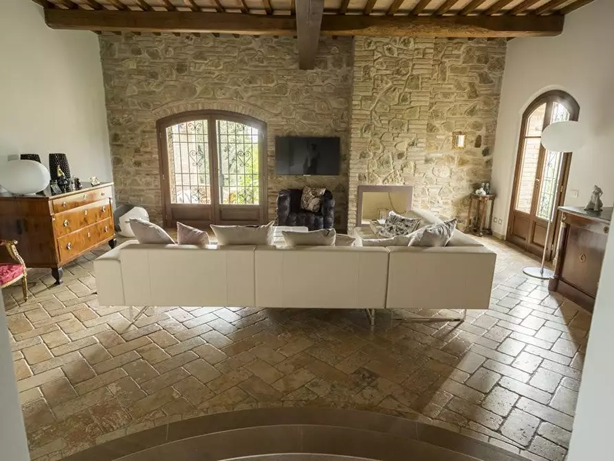 Immagine 7 di Casa colonica in vendita  a Gambassi Terme