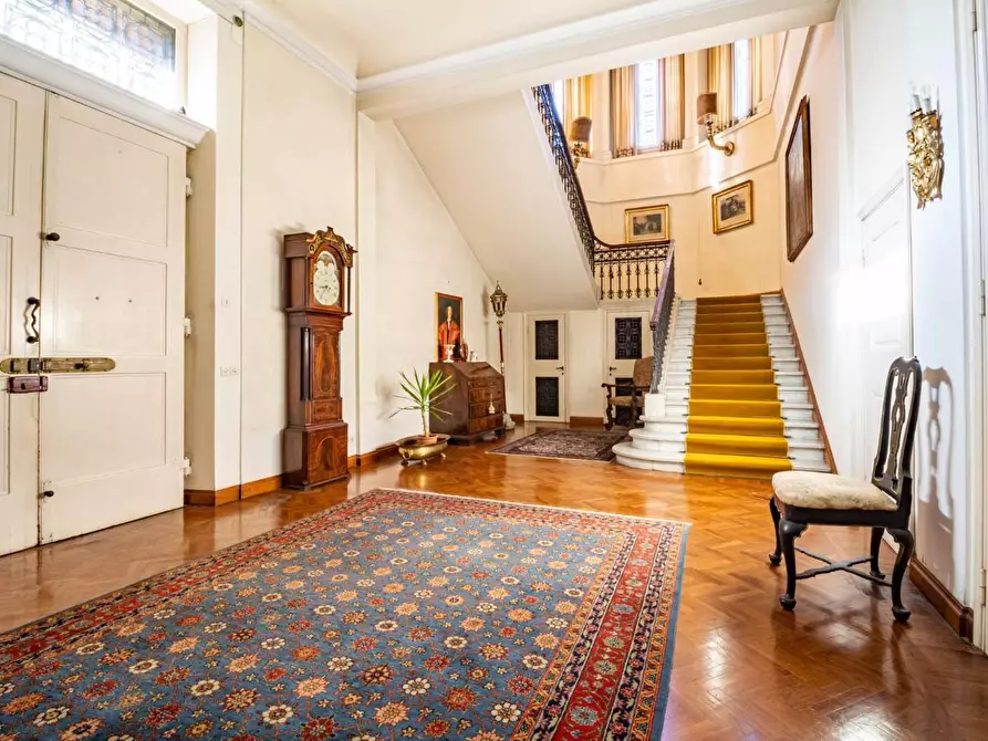 Immagine 16 di Villa in vendita  a Pisa