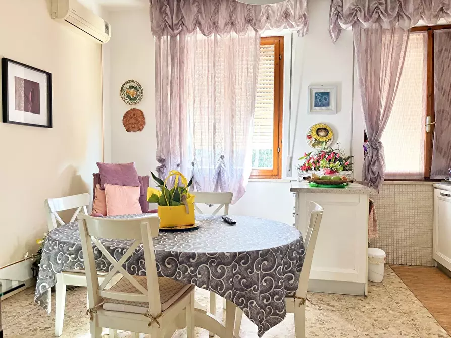 Immagine 22 di Appartamento in vendita  a Empoli