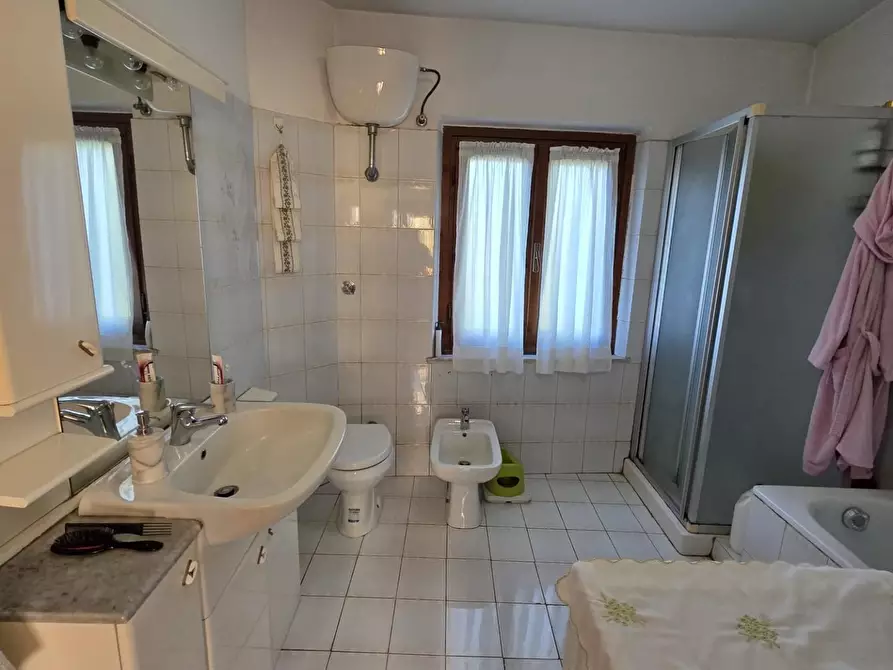 Immagine 20 di Appartamento in vendita  a Montelupo Fiorentino