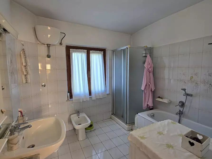 Immagine 21 di Appartamento in vendita  a Montelupo Fiorentino