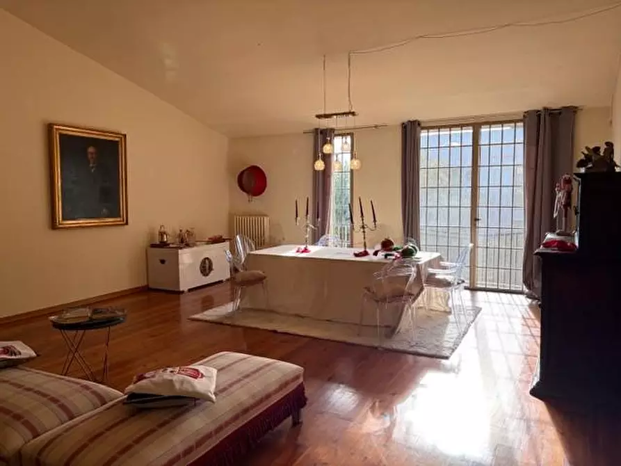 Immagine 15 di Casa semindipendente in vendita  a Cascina