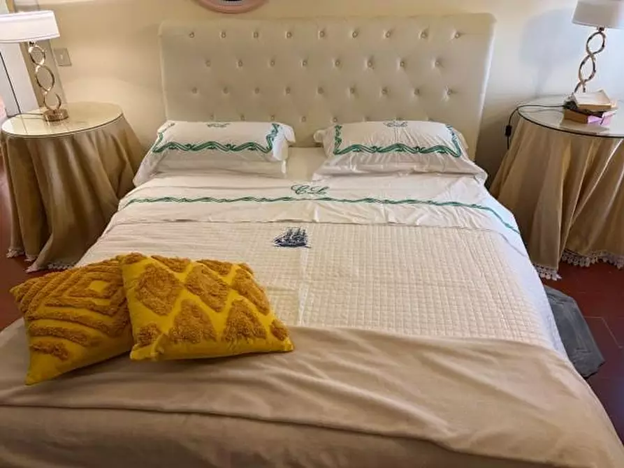 Immagine 14 di Casa semindipendente in vendita  a Cascina