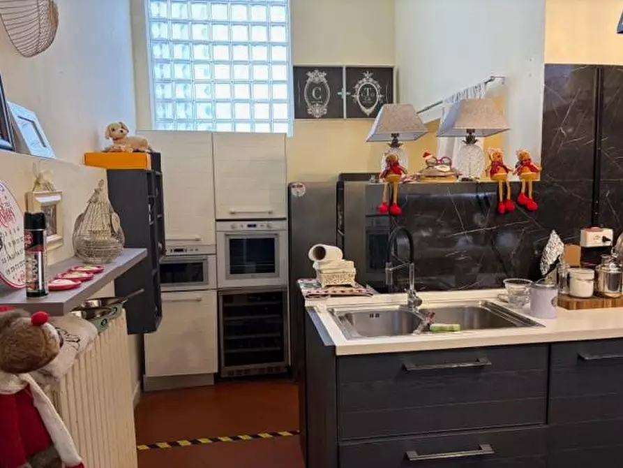 Immagine 21 di Casa semindipendente in vendita  a Cascina