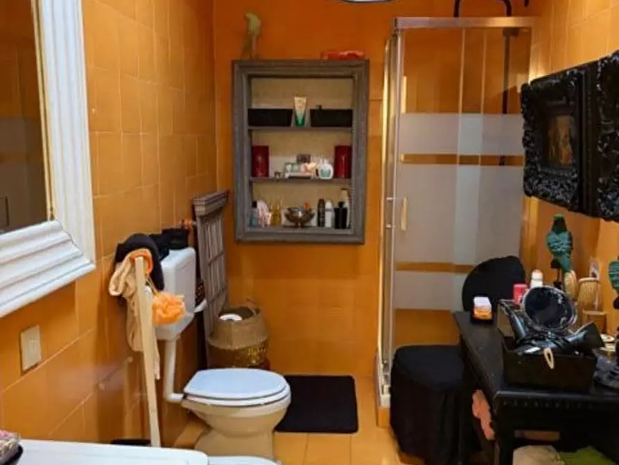 Immagine 9 di Casa semindipendente in vendita  a Cascina