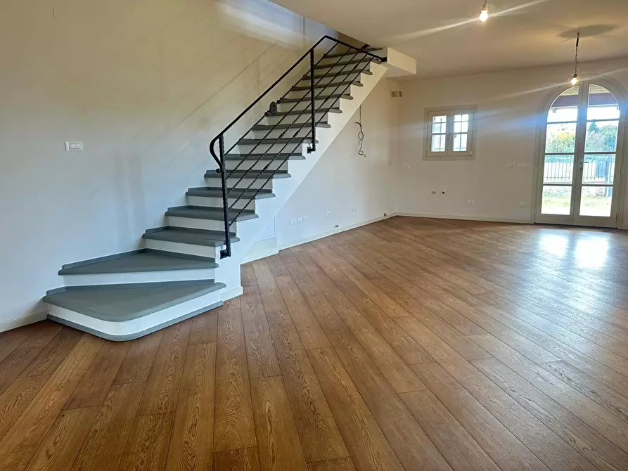 Immagine 24 di Casa semindipendente in vendita  a Empoli