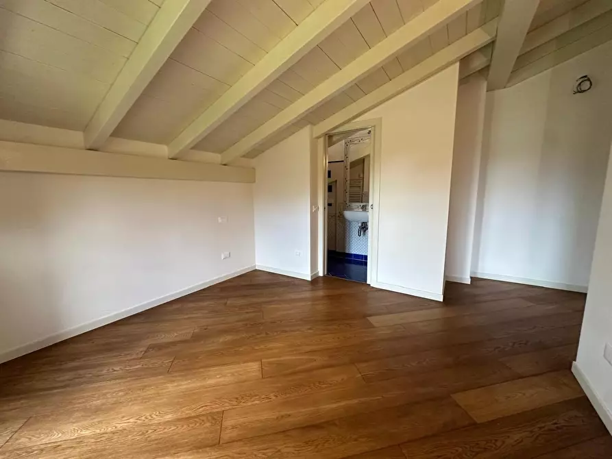 Immagine 15 di Casa semindipendente in vendita  a Empoli