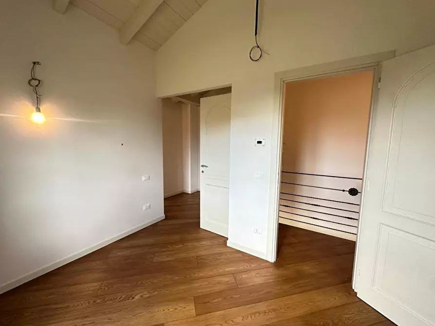 Immagine 8 di Casa semindipendente in vendita  a Empoli