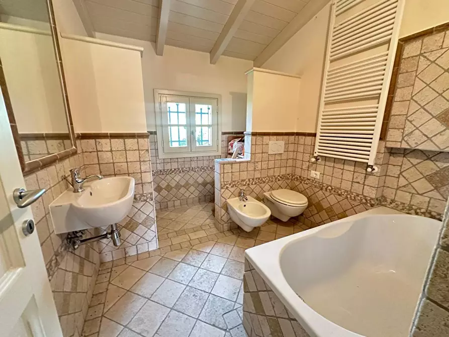 Immagine 22 di Casa semindipendente in vendita  a Empoli