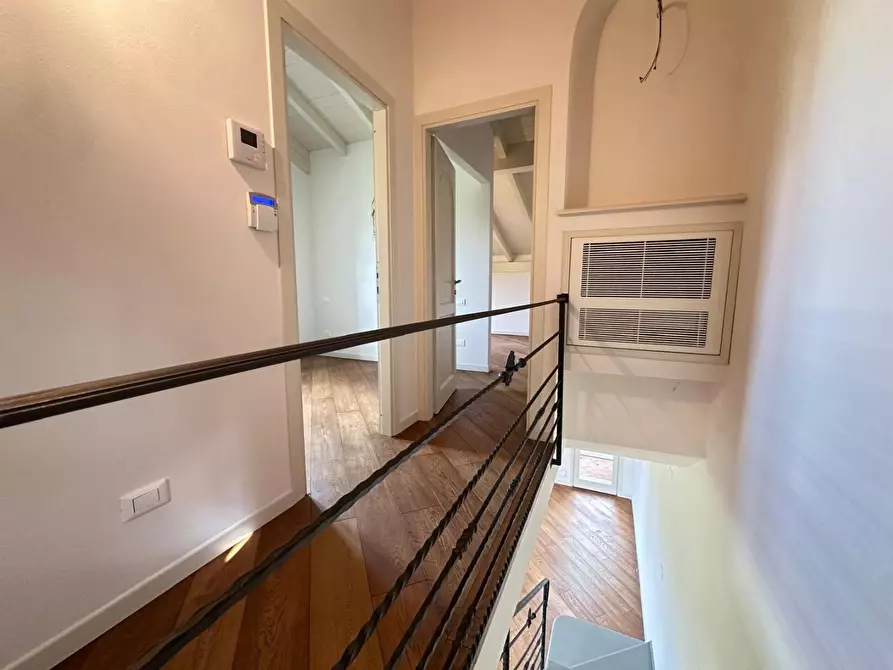 Immagine 18 di Casa semindipendente in vendita  a Empoli