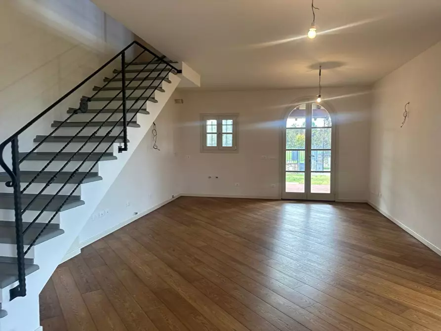 Immagine 25 di Casa semindipendente in vendita  a Empoli