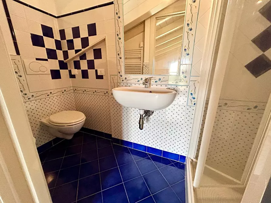 Immagine 18 di Casa indipendente in vendita  a Empoli