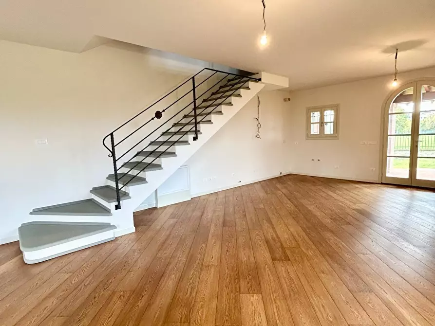 Immagine 1 di Casa indipendente in vendita  a Empoli