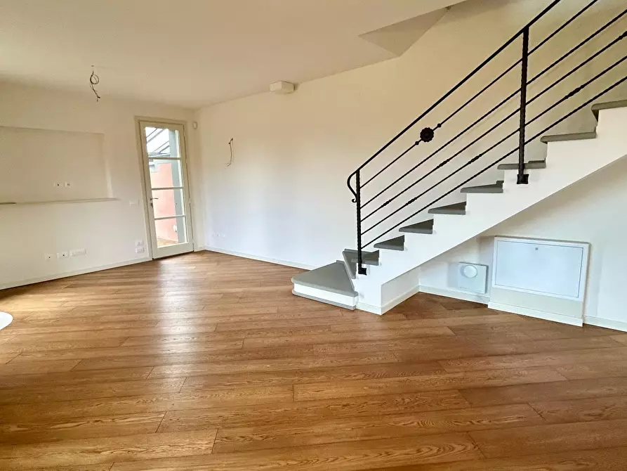 Immagine 3 di Casa indipendente in vendita  a Empoli