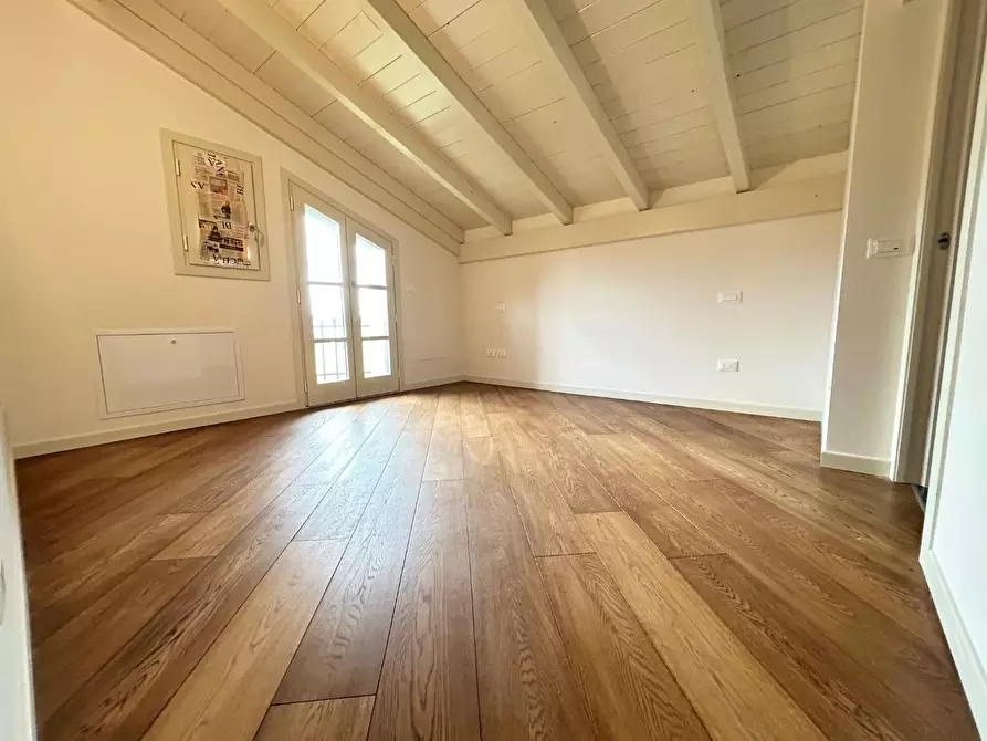 Immagine 17 di Casa indipendente in vendita  a Empoli