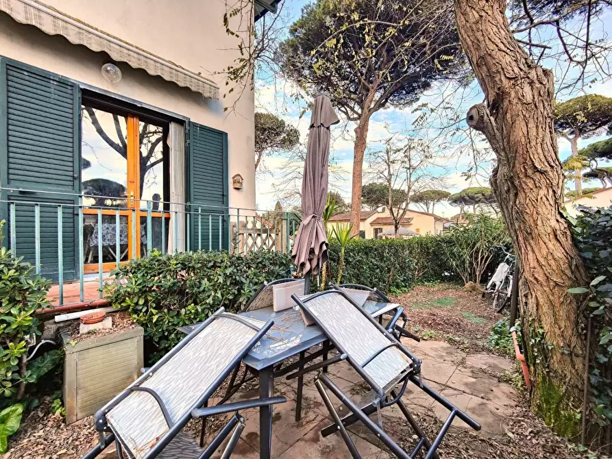 Immagine 1 di Appartamento in vendita  a Pisa