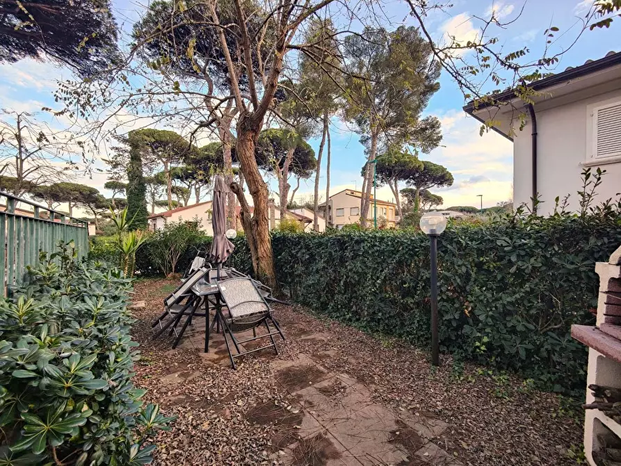 Immagine 19 di Appartamento in vendita  a Pisa