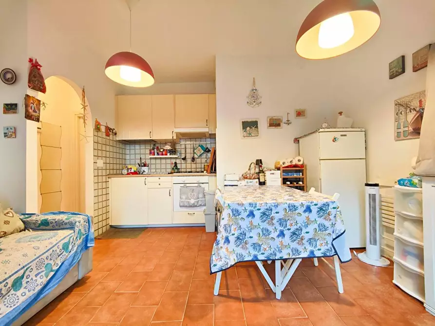 Immagine 6 di Appartamento in vendita  a Pisa