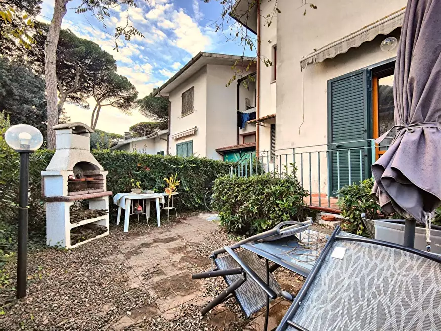 Immagine 2 di Appartamento in vendita  a Pisa