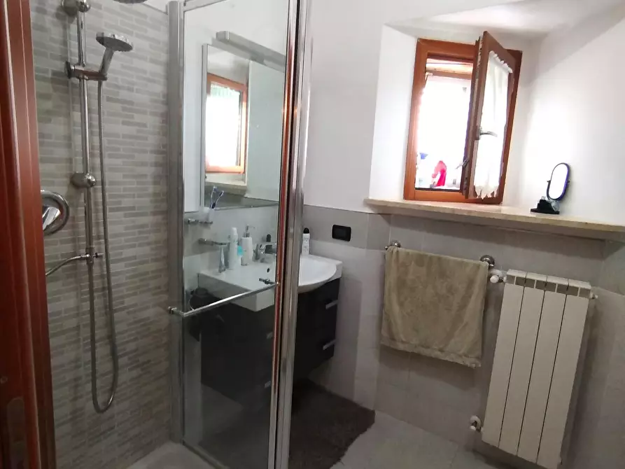 Immagine 16 di Appartamento in vendita  a Colle Di Val D'elsa